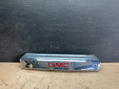 2010-2015 Gmc Terrain Lift Gate Handle Trim Back Up Camera Chrome Panel L9366 DG0