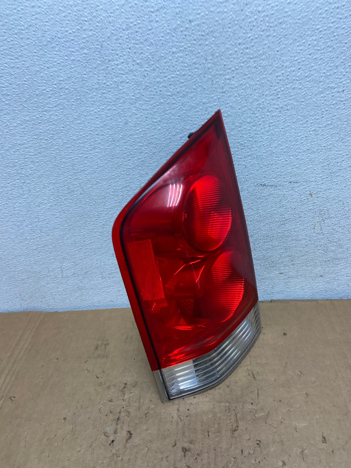 2005 to 2015 Nissan Armada Left Driver Lh Side Tail Light AD3306 LK2