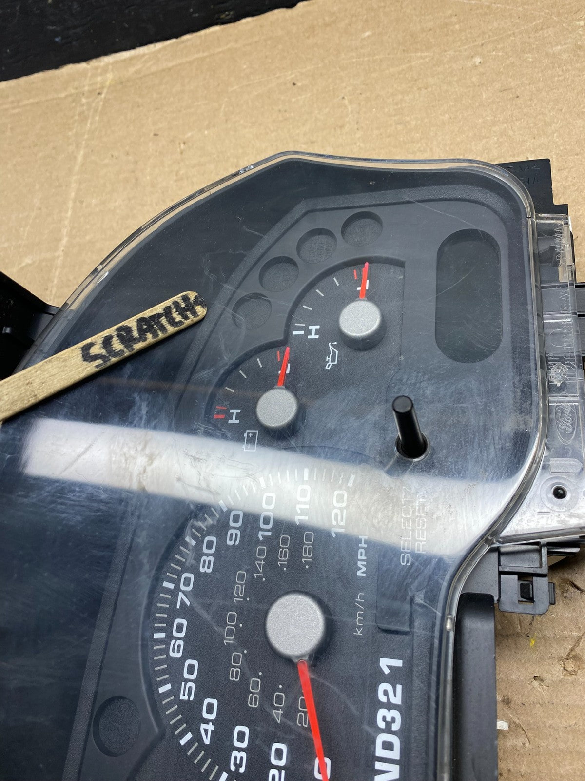 2002 to 2004 Ford Explorer Speedometer Cluster Gauge r2856 DG1