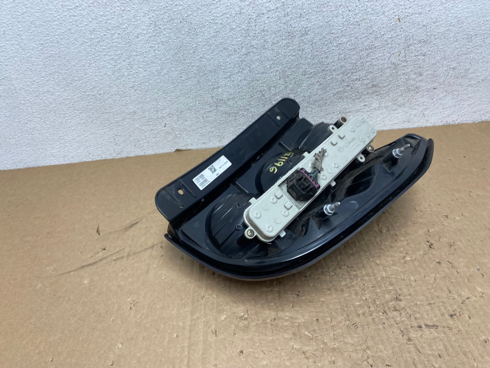 2002 to 2009 Chevrolet Trailblazer Right Passenger Rh Tail Light DEPO AG1196 LK6