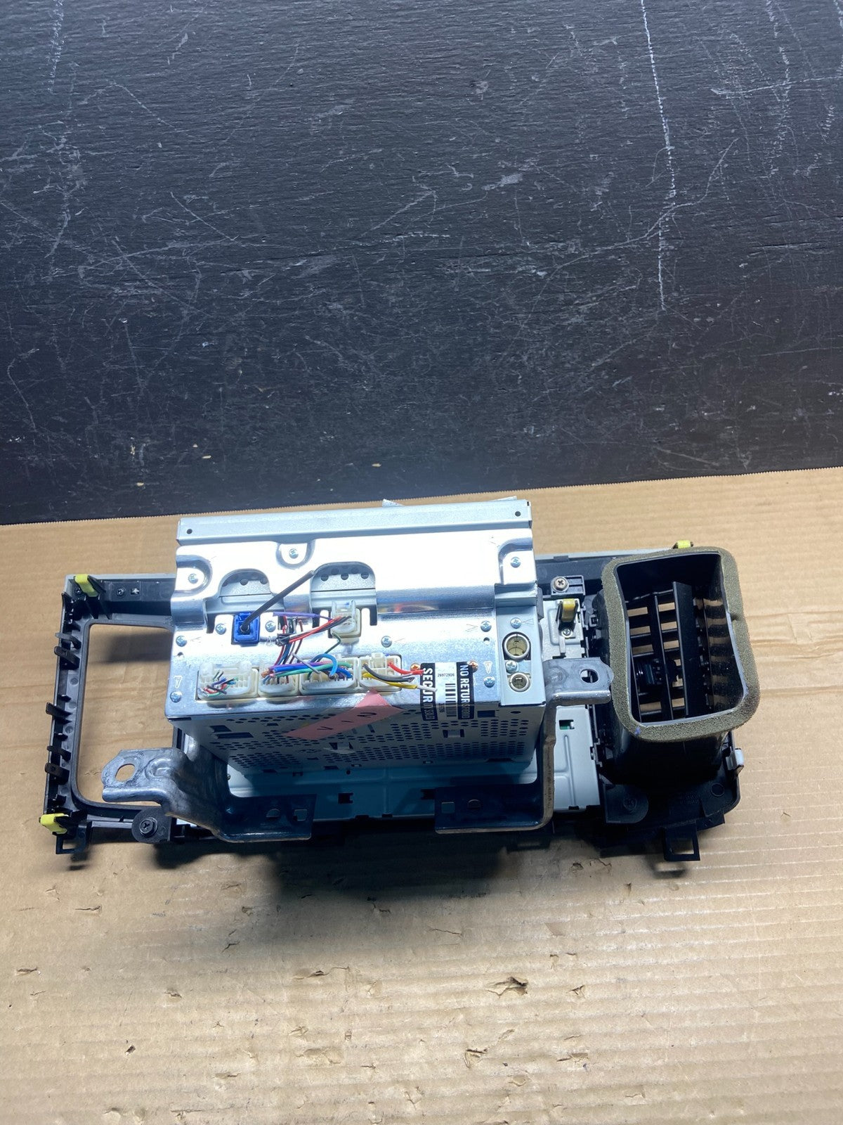 2011 to 2014 Toyota Sienna AM FM CD Mp3 Radio Receiver ae4521 DG5