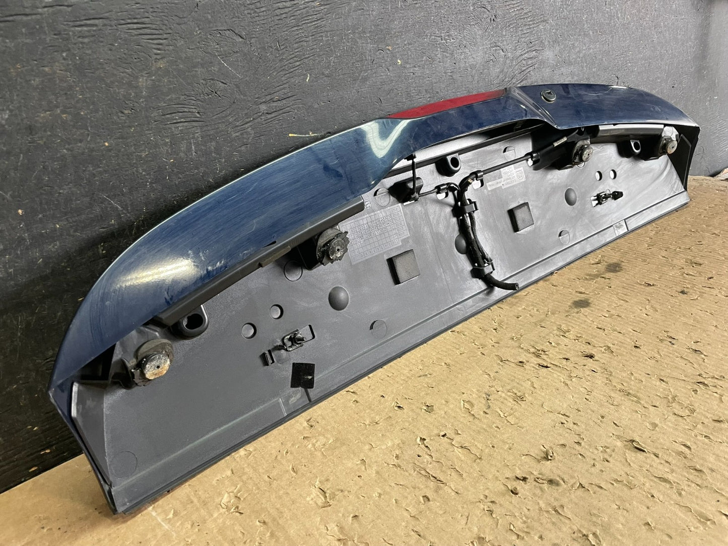 2011 to 2013 Jeep Grand Cherokee Rear Spoiler Wing OEM  Z5621 DG12