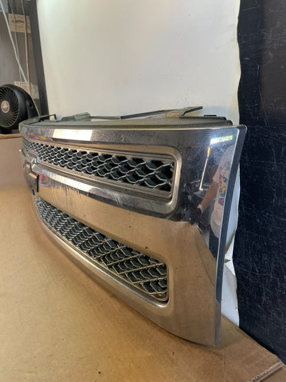 2007 to 2013 Chevrolet Silverado 1500 Front Chrome Grille Grill AF8815 DG1