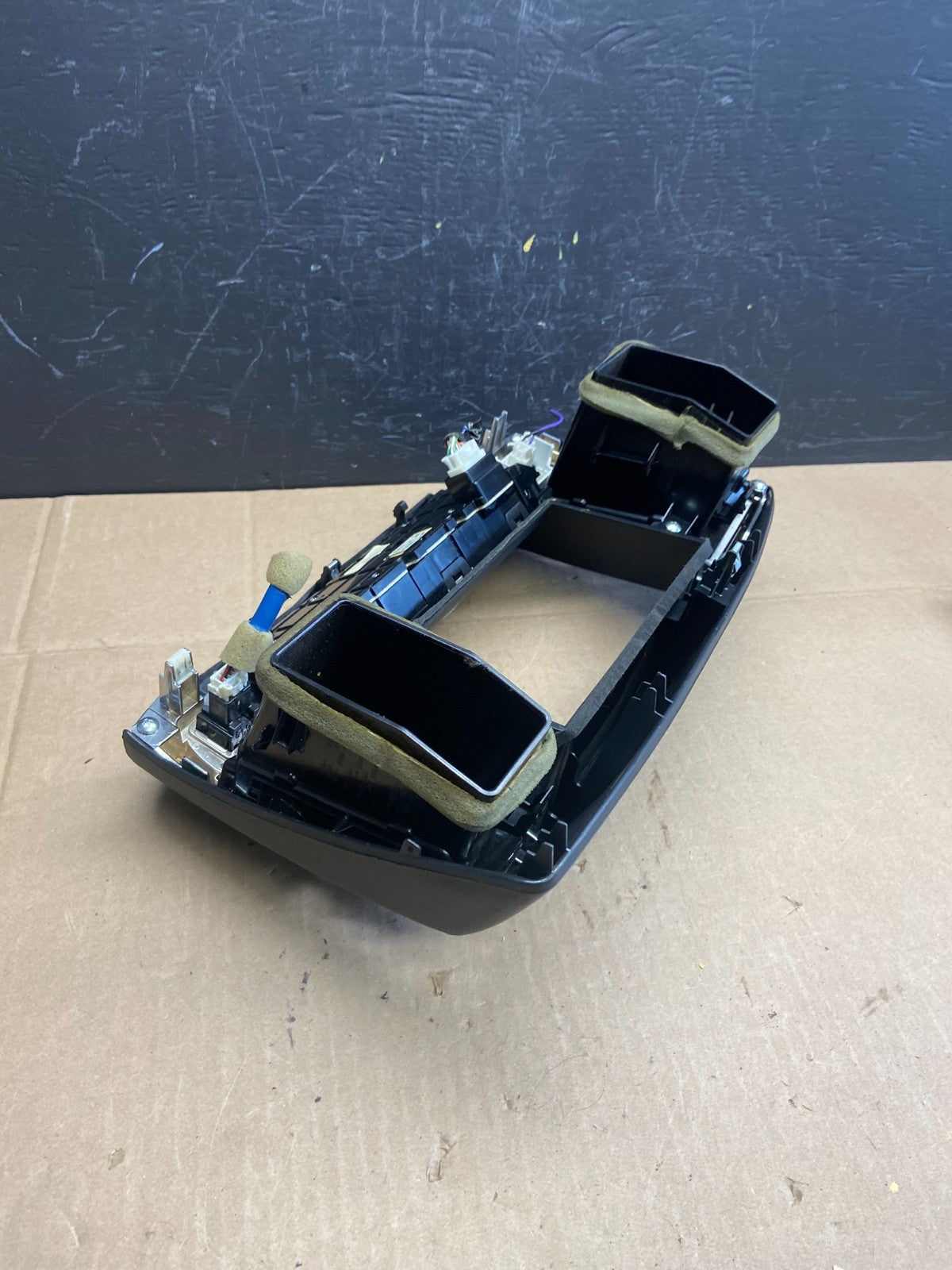2011 2012 2013 Nissan Maxima Radio Audio Panel Control Bezel Trim  AB9292 DG4