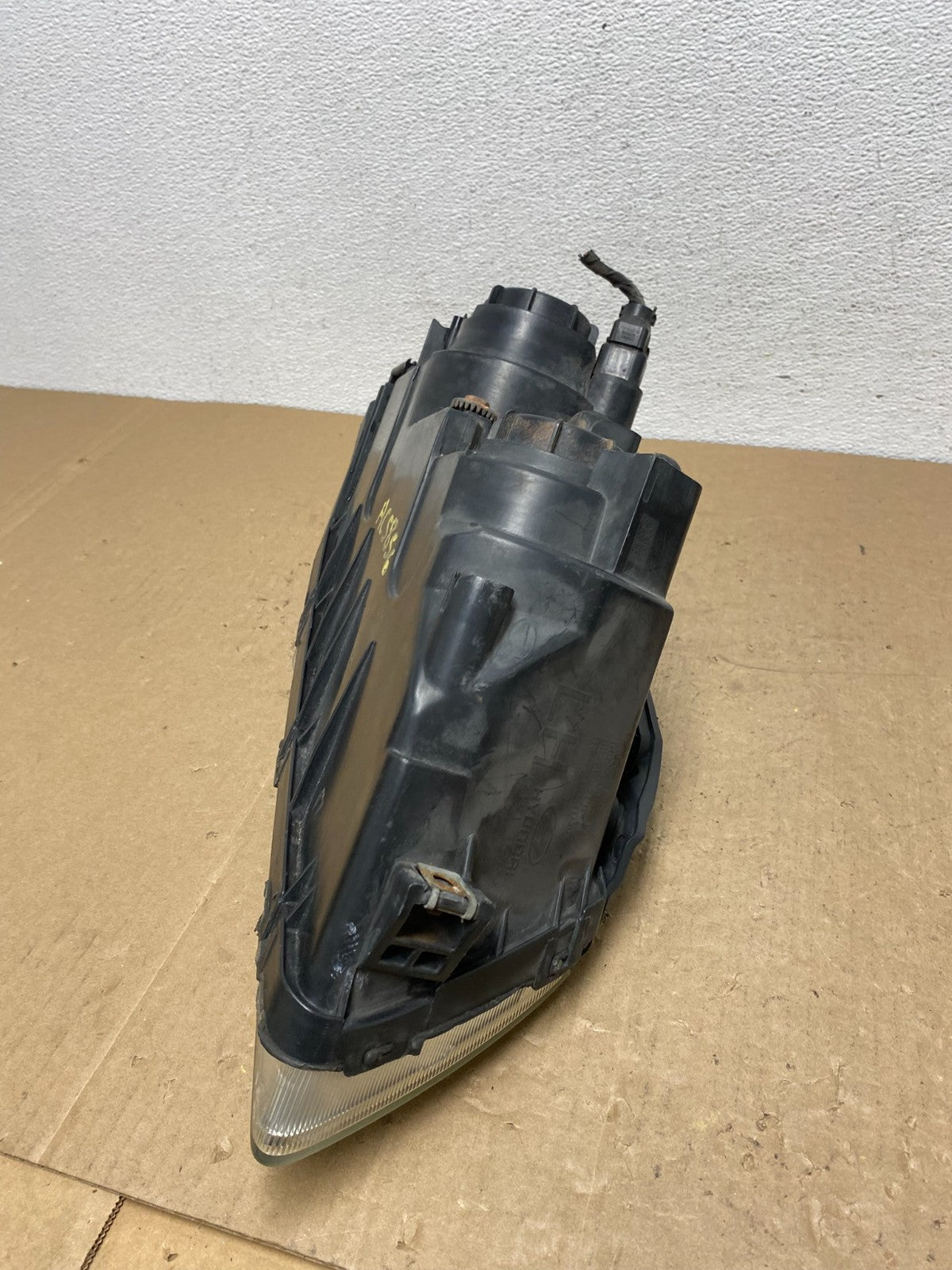 2006 to 2008 Hyundai Sonata Left Driver LH Side Headlight Halogen AC5856 DW6