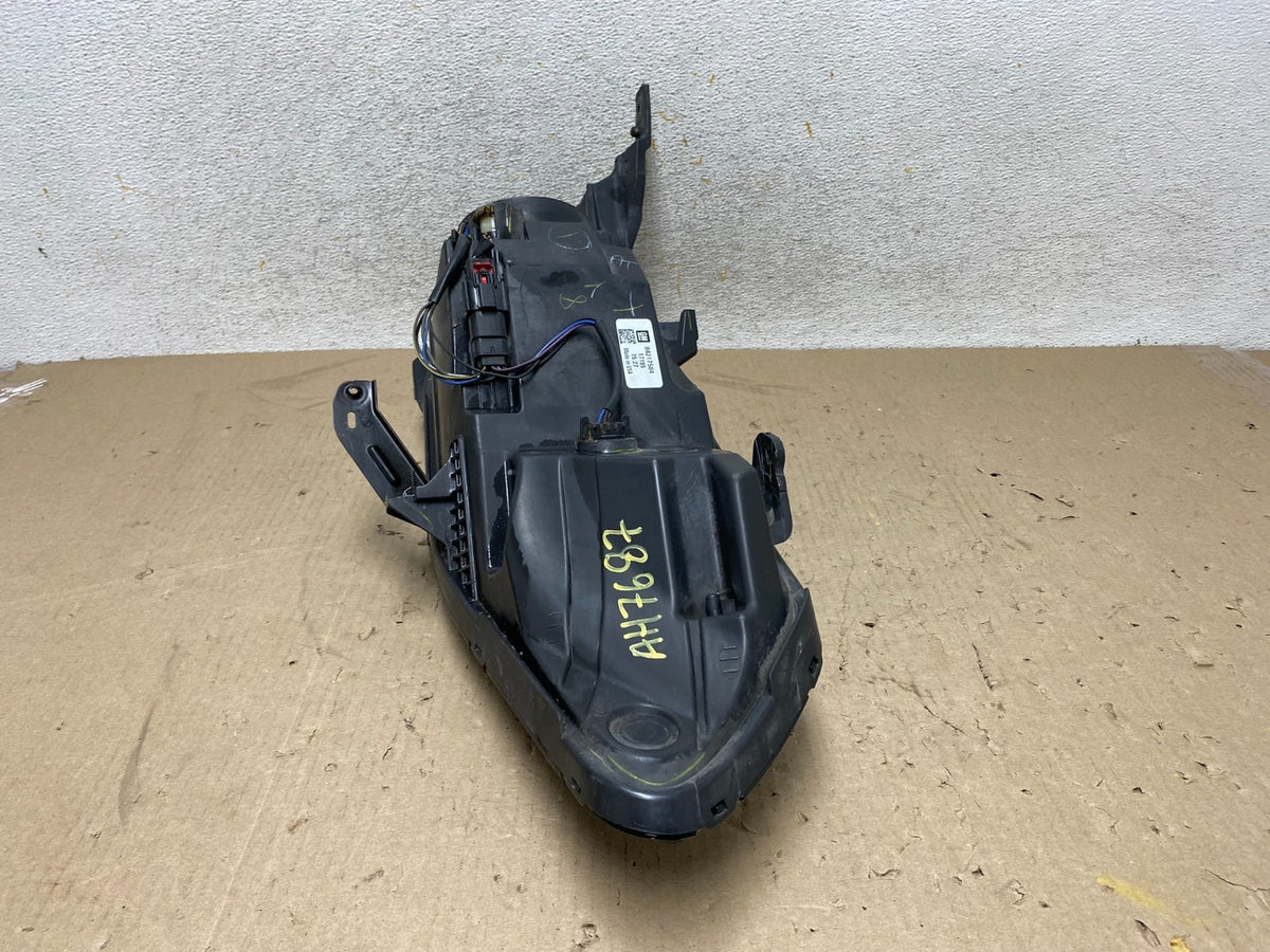 2016 - 2018 Chevrolet Malibu Left Driver LH Halogen Headlight AH7687 DW7