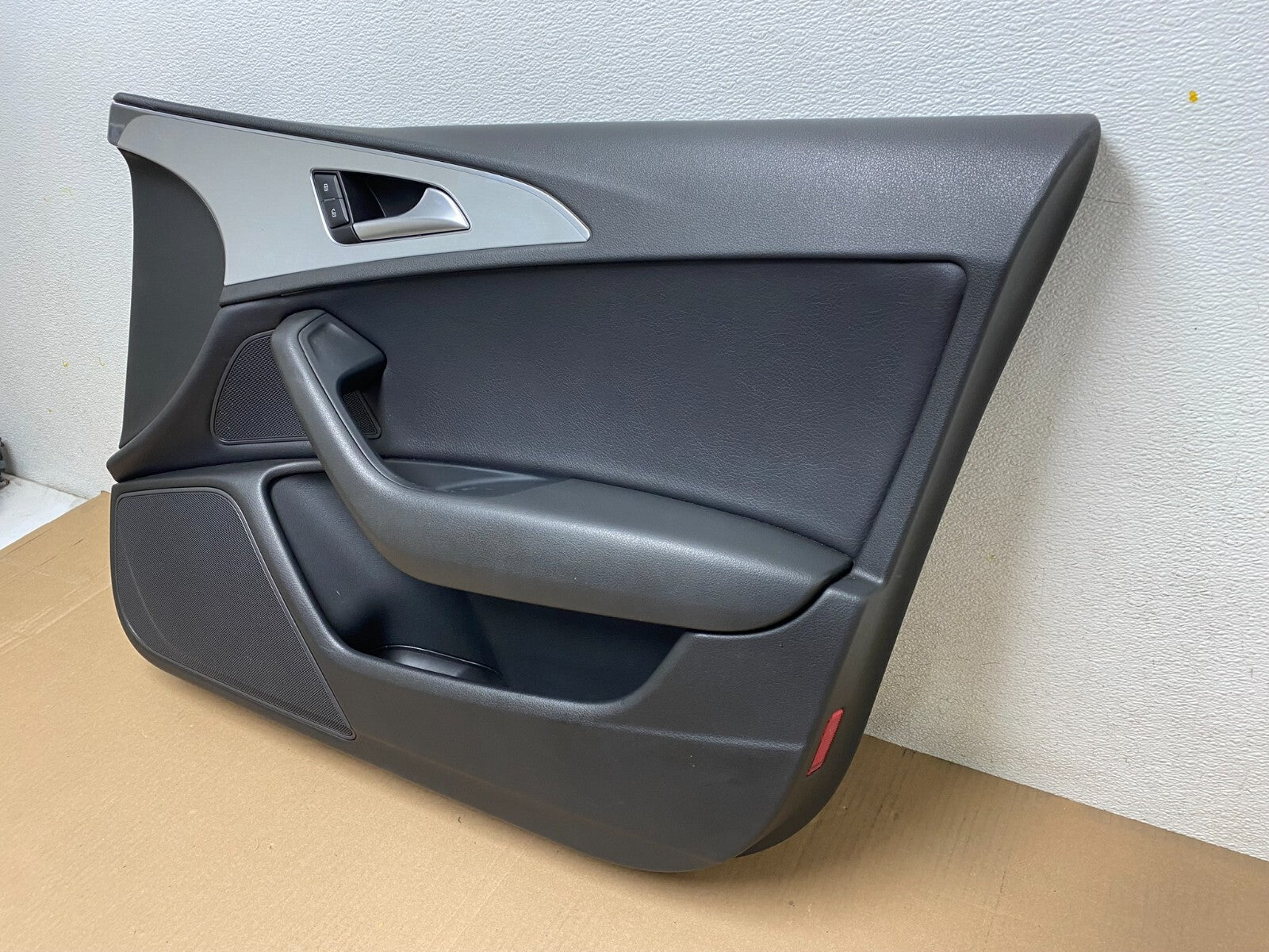 2012 to 2017 Audi A6  Front Right Passenger RH Interior Door Panel OEM E9104 DG11