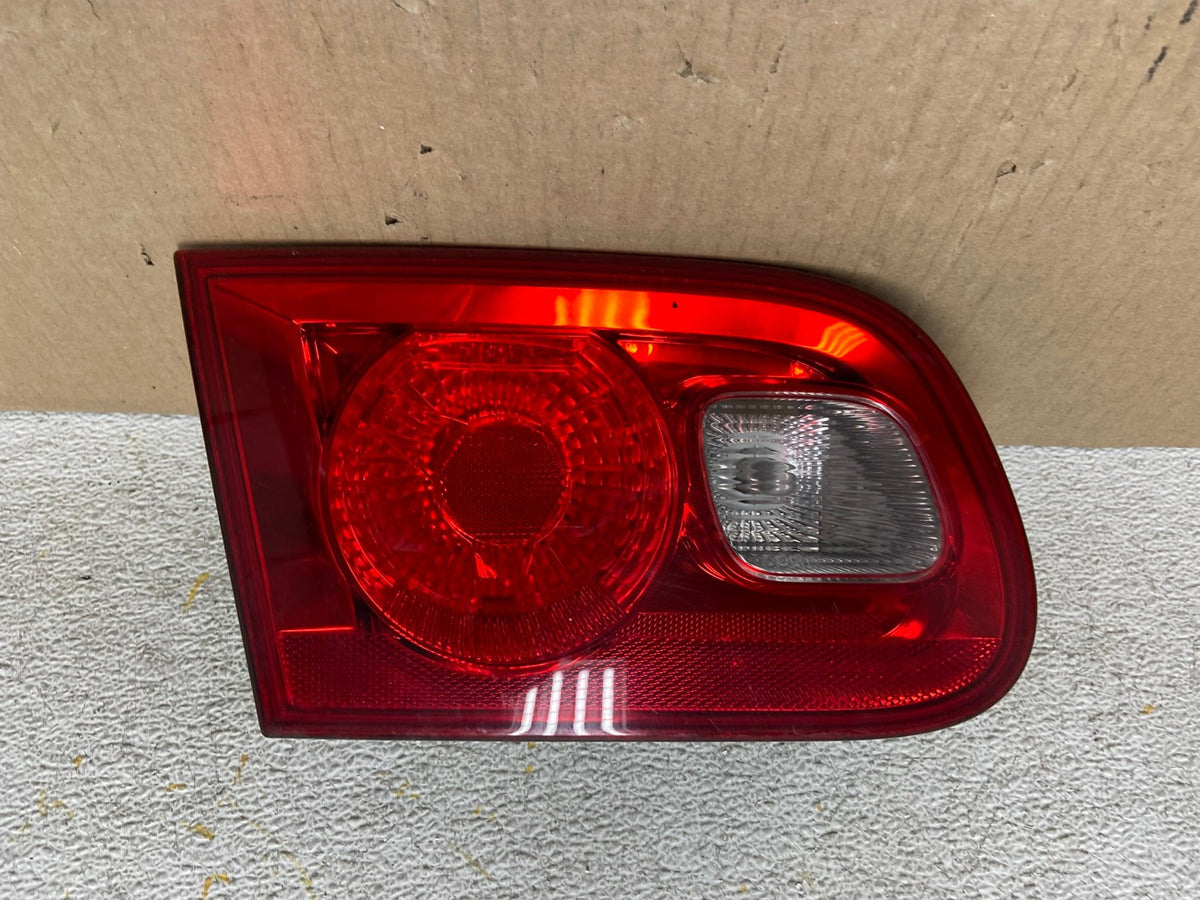 2006 to 2011 Buick Lucerne Left Driver LH Side Inner Tail Light AH5803 LK0