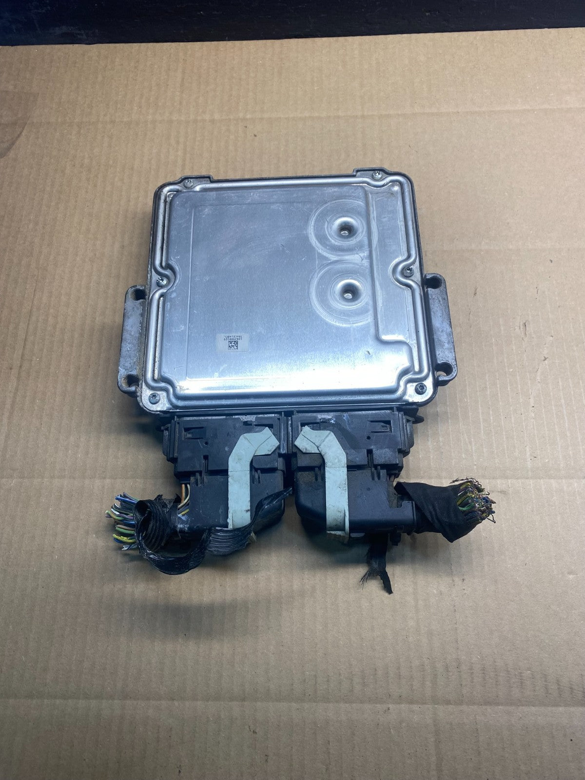 2014 2015 2016 Ford Fusion Engine Control Unit ECU Computer Module AC9024 DG1