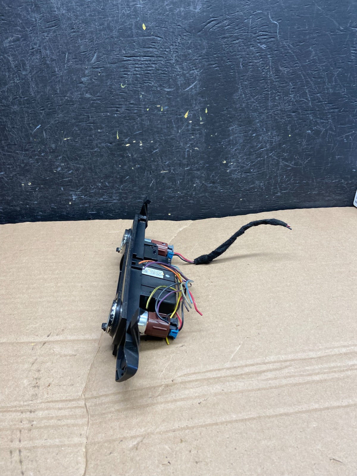 2007 - 2014 Chevrolet Tahoe Yukon Pedal Traction Control Switch AF1830DG2