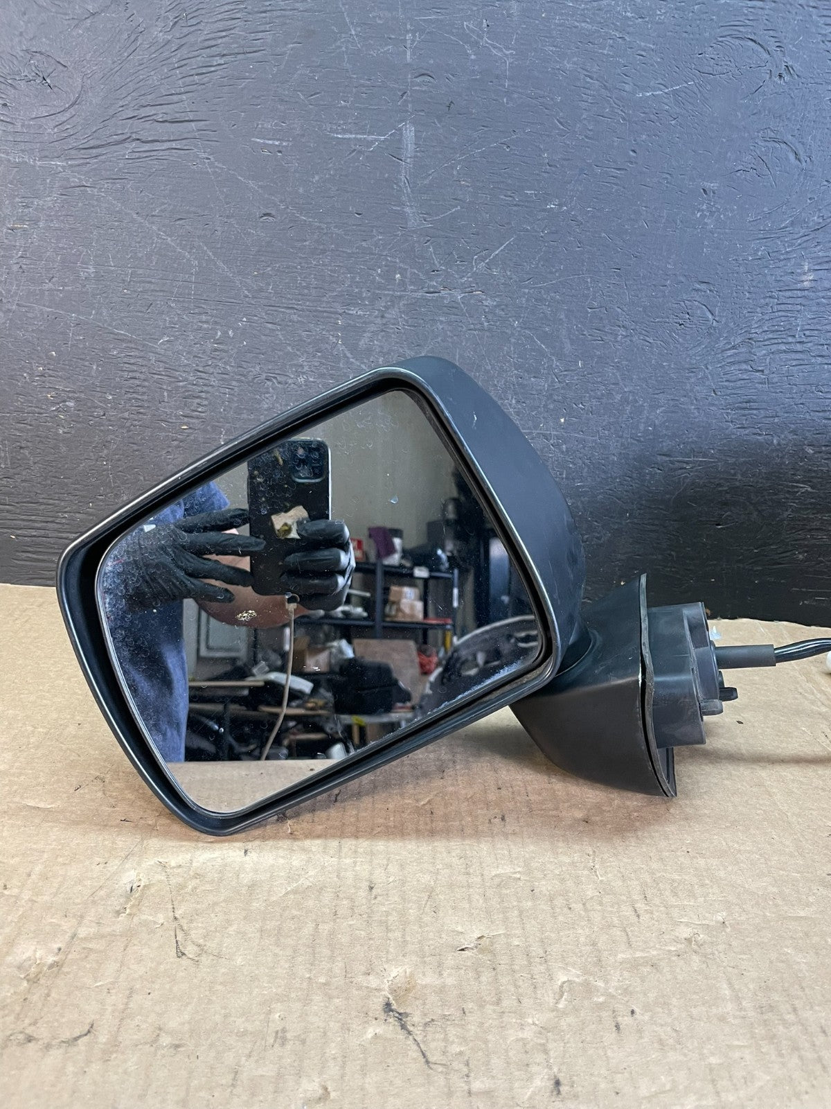 2004 - 2011 Mitsubishi Endeavor Left Driver LH Door View Mirror AF5393 DW9