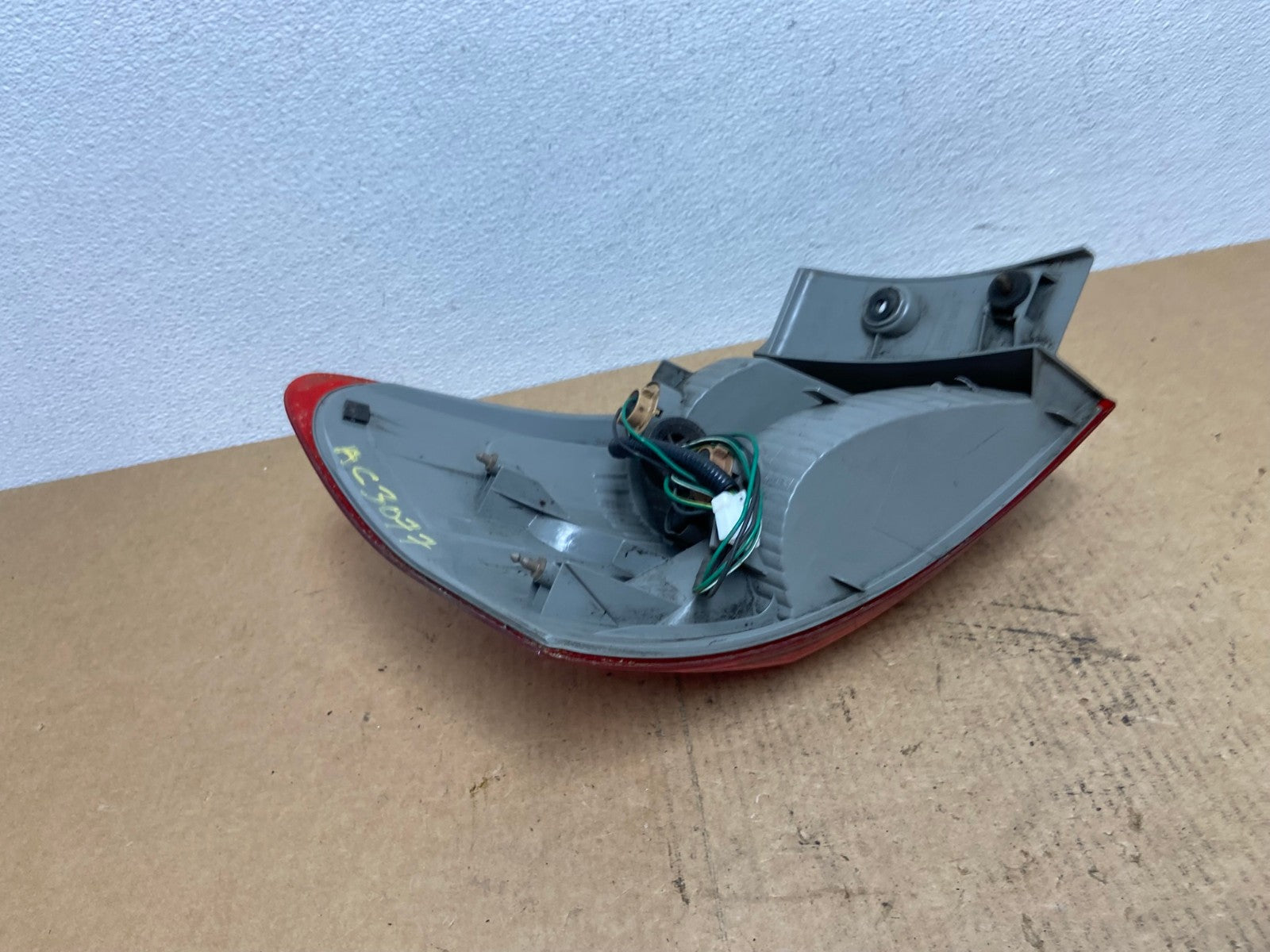 2008 to 2015 Nissan Rogue Right Passenger Rh Side Tail Light Oem AC3077 LK5