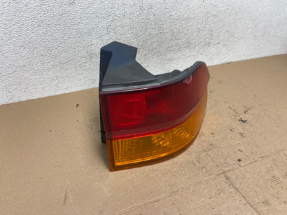 2002 2003 2004 Honda Odyssey Right Passenger Side Tail Light AF4885 LK2