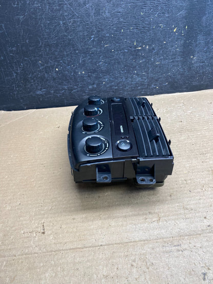 2004-2005 Toyota Sienna AC Climate Heater Temperature Control Air Vent AH3852 DG2