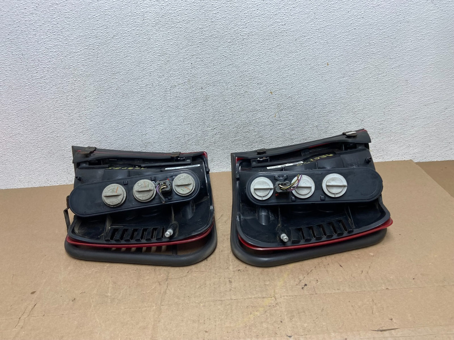 1999 - 2004 Jeep Grand Cherokee WJ Left+Right Side Set Tail Lights AE6785 DW5