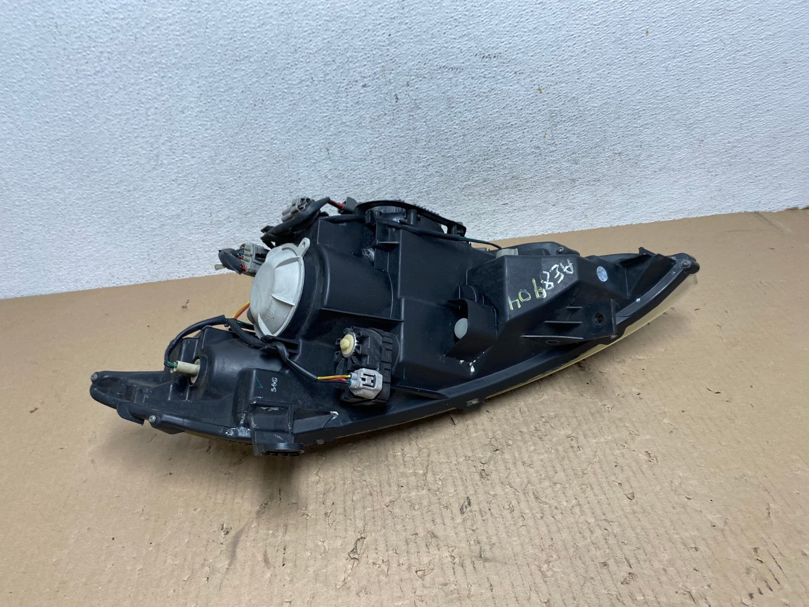 2003 to 2007 Nissan Murano Headlight Xenon HID Right Passenger AE8904 LK5