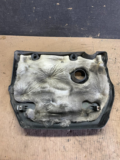 2004 to 2009 Mazda 3 DOHC 16 VALVE Engine Shield Top Cover M8847 PS5