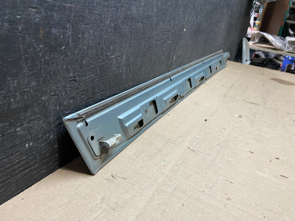 2005-2010 Honda Odyssey Left Driver Side Rail Cover Quarter Trim Molding I75077