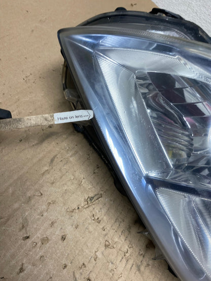 2010 - 2011 Toyota Prius Left Driver LH Halogen Headlight AE8872 LK5