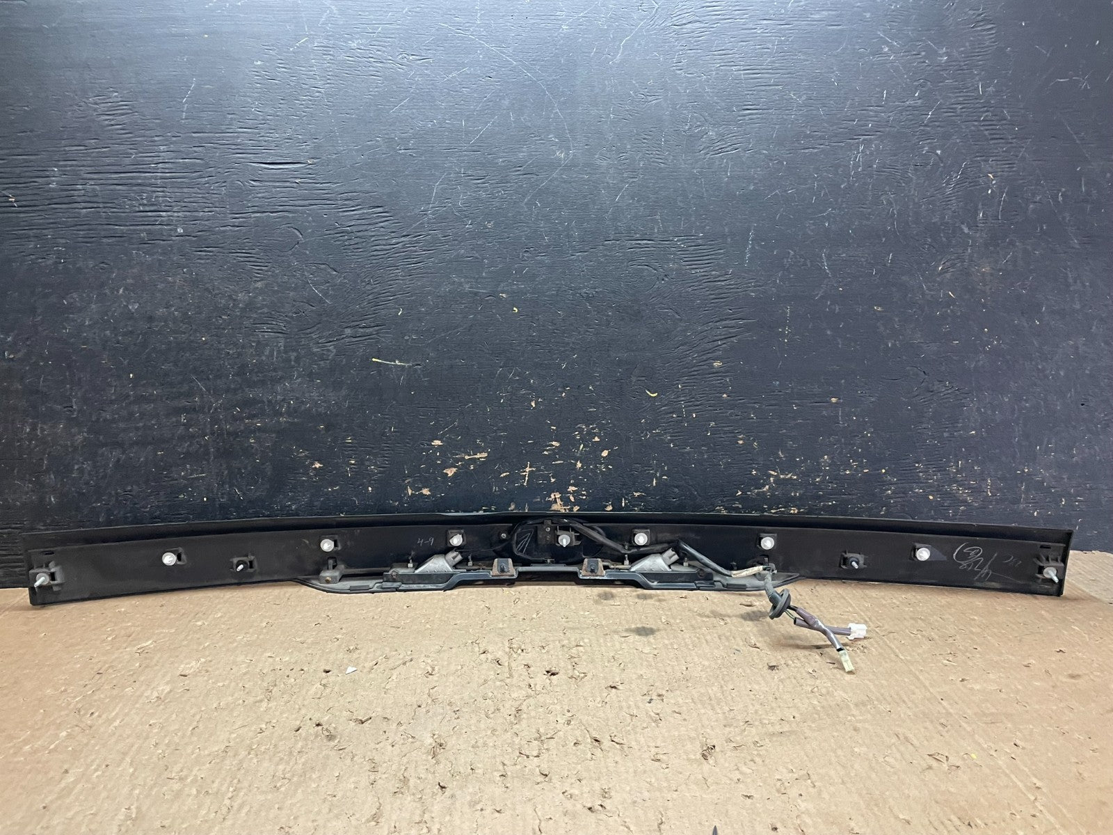 2009 - 2013 Subaru Forester  Liftgate Tailgate Trunk Trim Molding Z5582 DG5