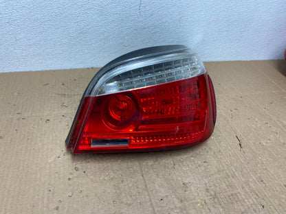 2008 2009 2010 BMW 5 525i 530i Right Passenger Rh Tail Side Light Oem AC0345 LK2