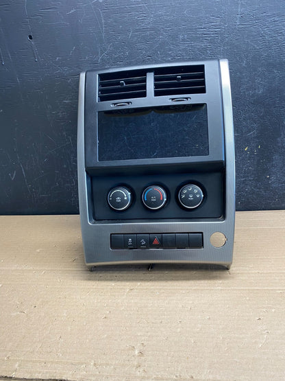 2008 to 2012 Jeep Liberty Dash Climate Temperature Control Radio Bezel AG0161 DG0