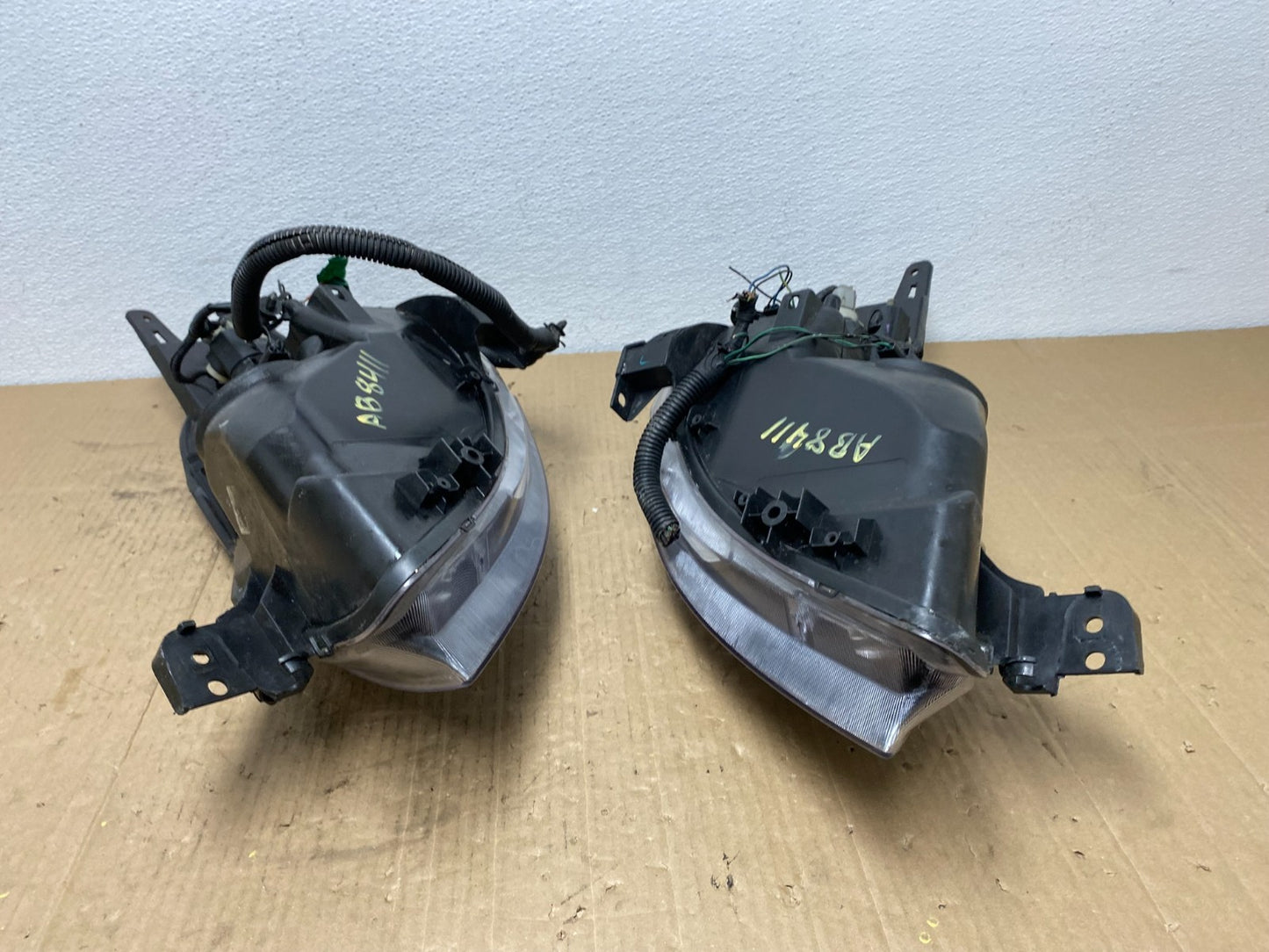 Sedan 2007 2008 2009 Nissan Altima Left+Right Set Headlights AB8411 DW10