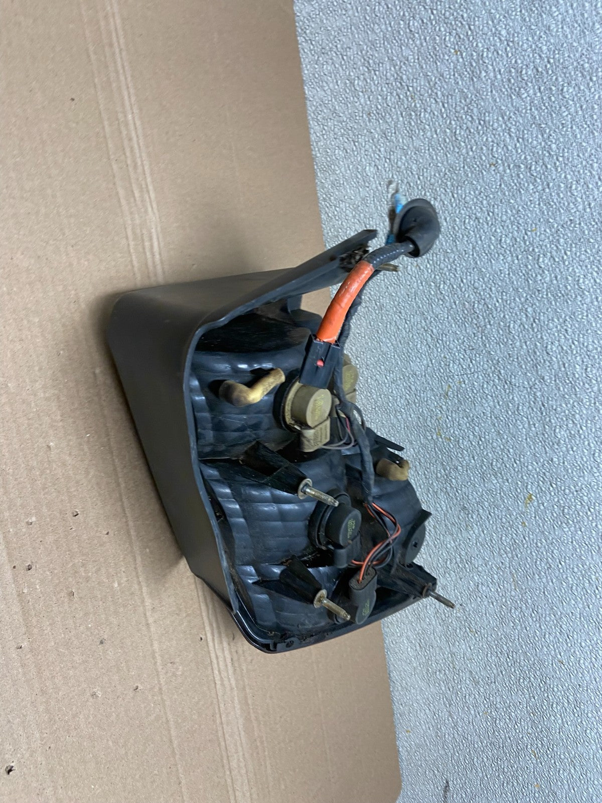 1999-2004 Ford Mustang Right Passenger Rh Side Tail Light OEM AB0957 LK4