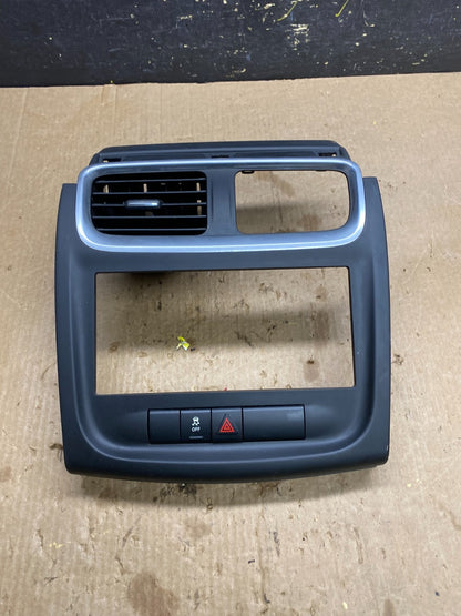 2011 - 2014 Dodge Avenger Center Dash Black Radio Trim Bezel Panel Z4499 DG0