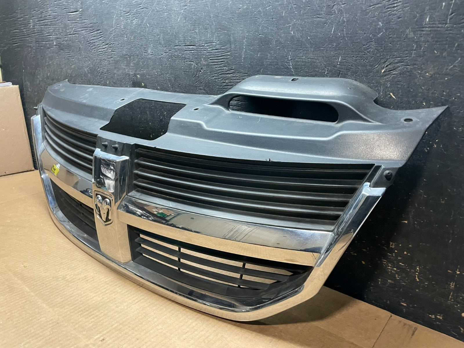 2009 to 2010 Dodge Journey Chrome Front Upper Grill Grille OEM AA9084 DG2