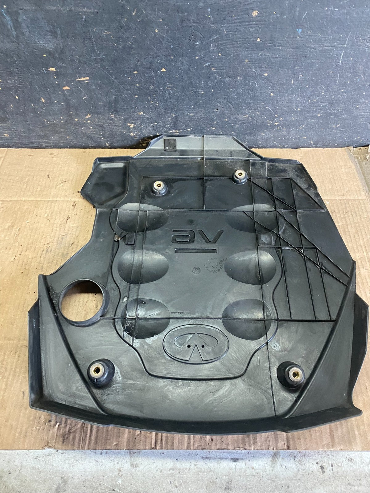 2003 to 2007 Infiniti FX35 M35 G35 V6 Engine Motor Cover Q0663 DG5