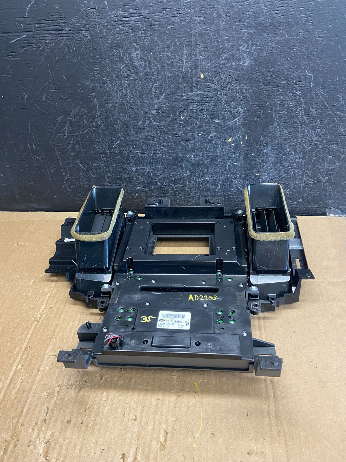 2010-2012 Ford Taurus Front Center Console Climate Radio Control Panel ad2253 DG4