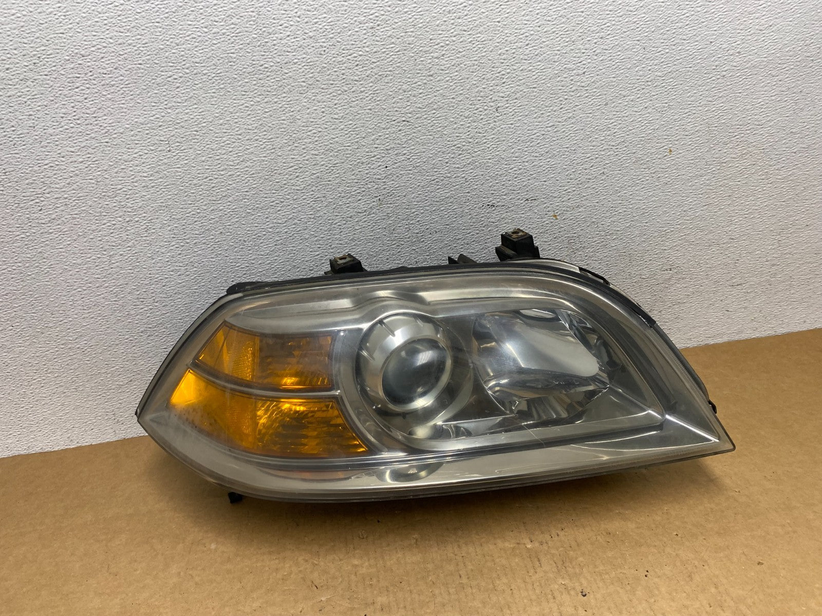 2004 2005 2006 Acura MDX Right Passenger RH Headlight Halogen AD4522 DW0