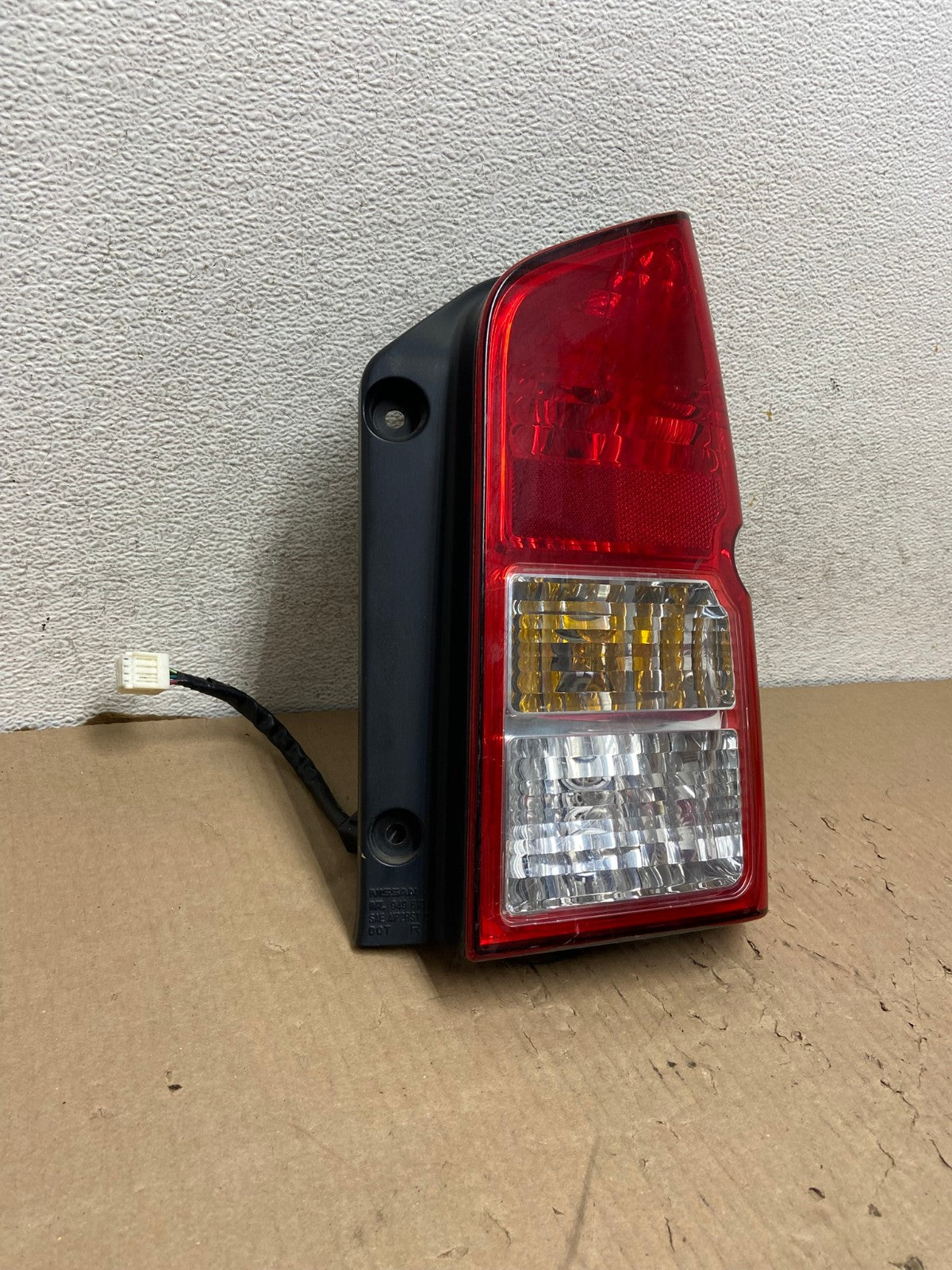 2005 to 2012 Nissan Pathfinder Right Passenger RH Side Tail Light AG8053 LK1