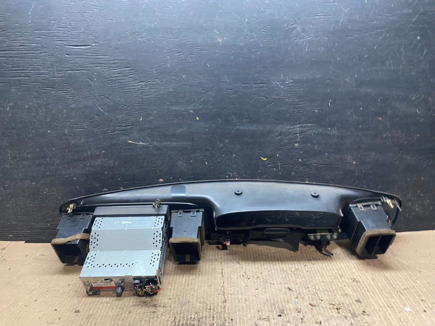 1999-2011 Crown Victoria Marquis Speedometer Radio Climate Bezel Trim V6868 DG3