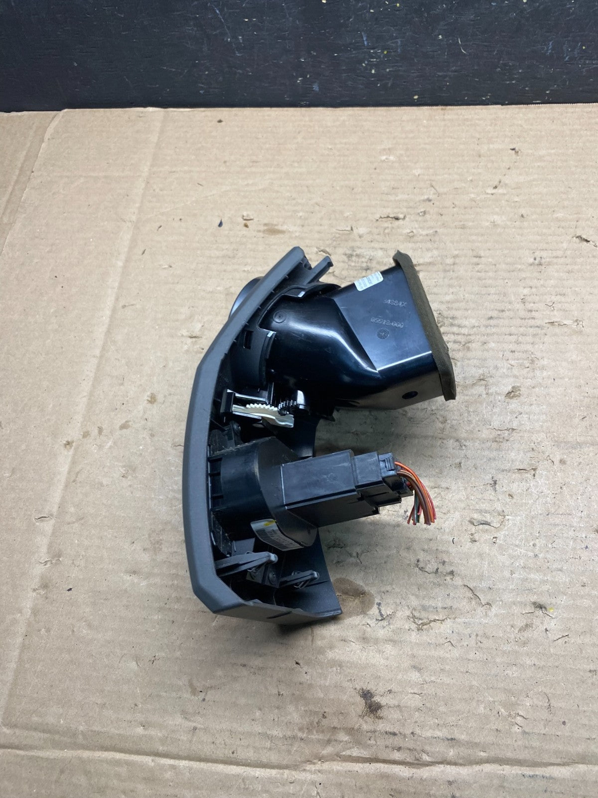 2005 - 2009 Land Rover LR3 Headlight Fog Light Switch Control Air Vent q2609 DG2