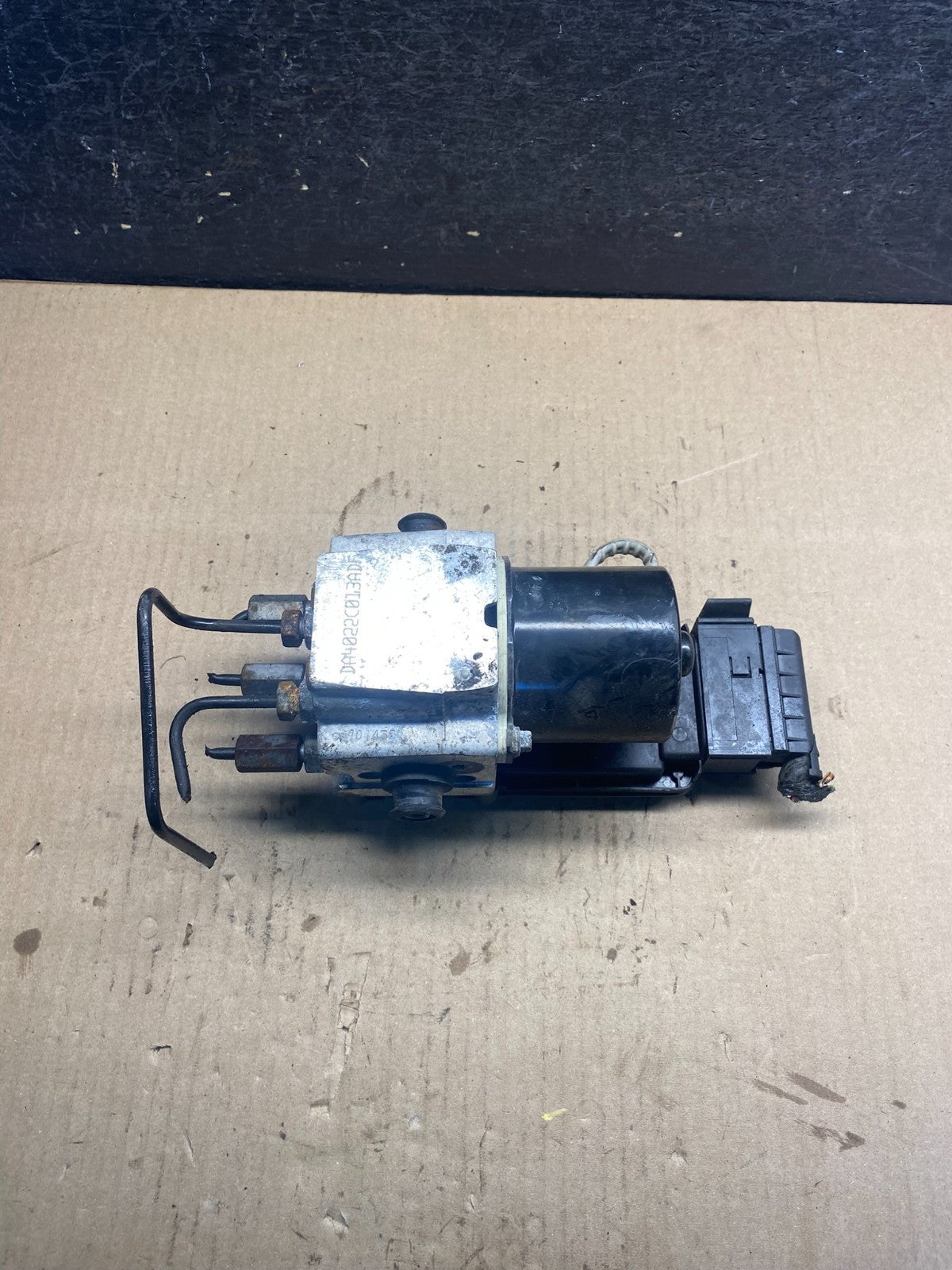 2004 2007 Ford E250 E350 Econoline Anti-Lock ABS Antilock Brake Pump AH1713 DG1