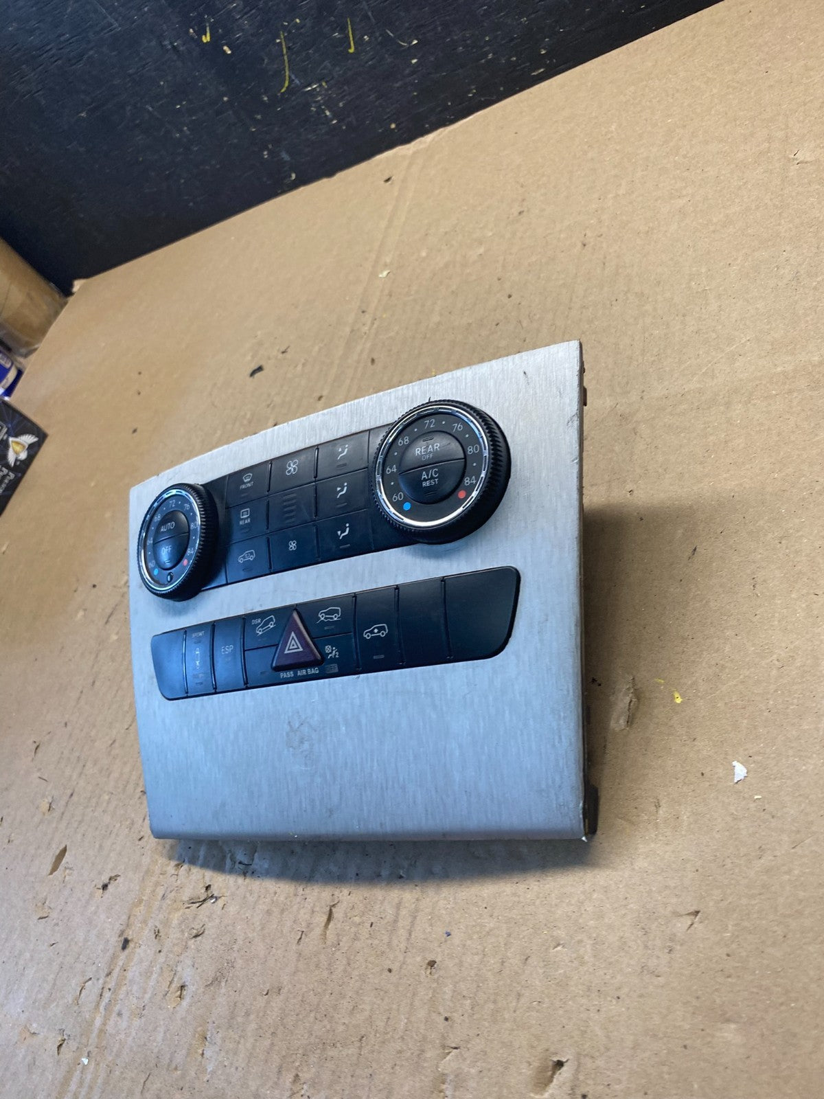 2006-2012 Mercedes W251 GL320 ML550 AC Temp Heater Climate Control T1356 DG2