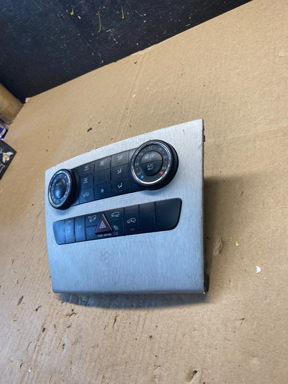 2006-2012 Mercedes W251 GL320 ML550 AC Temp Heater Climate Control T1356 DG2