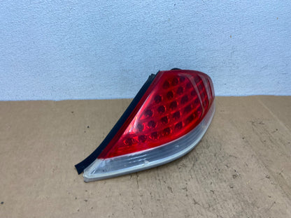 2004-2007 BMW 6 Series 650i 645i Right Passenger Side Tail Light AD1413 DW2