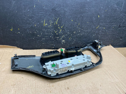 2005 to 2010 Honda Odyssey Radio Climate Control Dash Trim Bezel Z1751 DG4
