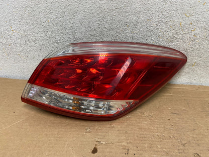 2011 - 2014 Nissan Murano Right Passenger Side RH Tail Light AH8971 LK0