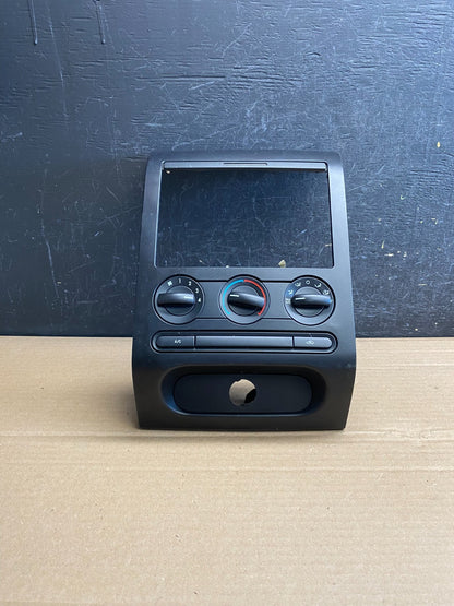 2004 to 2008 Ford F150 Radio Climate Dash Bezel Surround Black AF9993 DG0