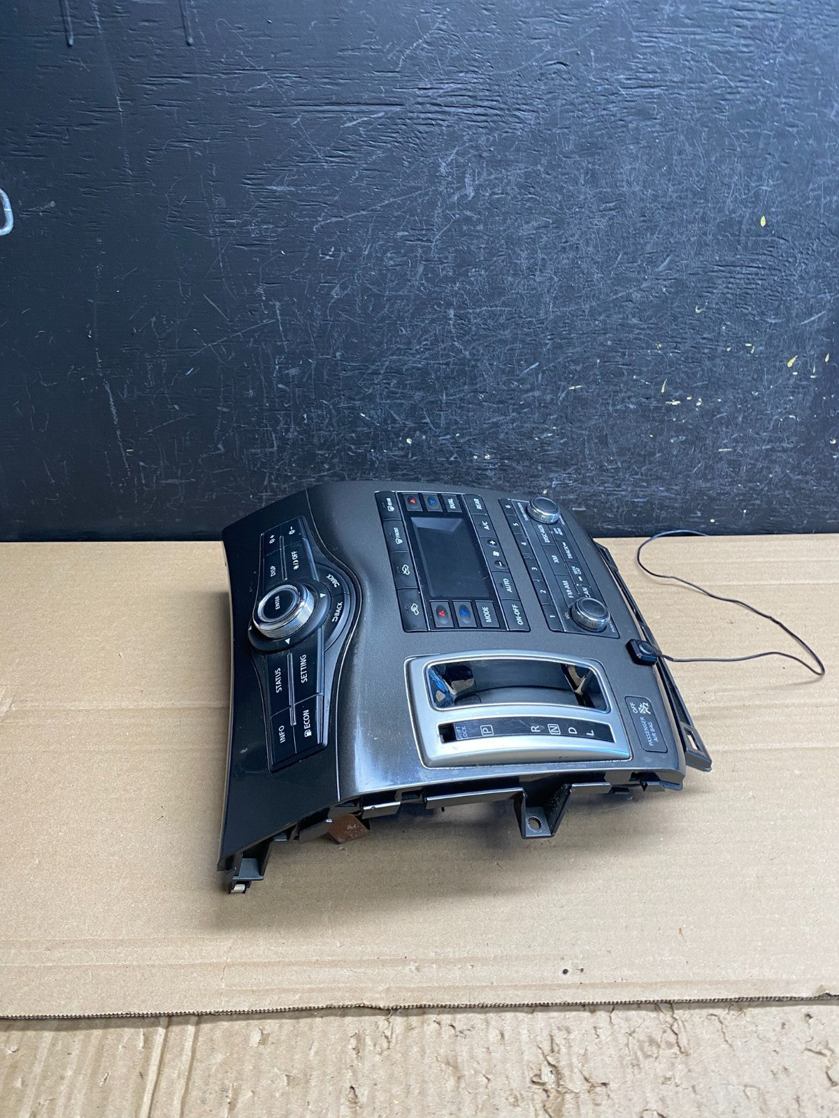 2011 to 2017 Nissan Quest Shifter Climate Control Panel Bezel AG0020 DG1