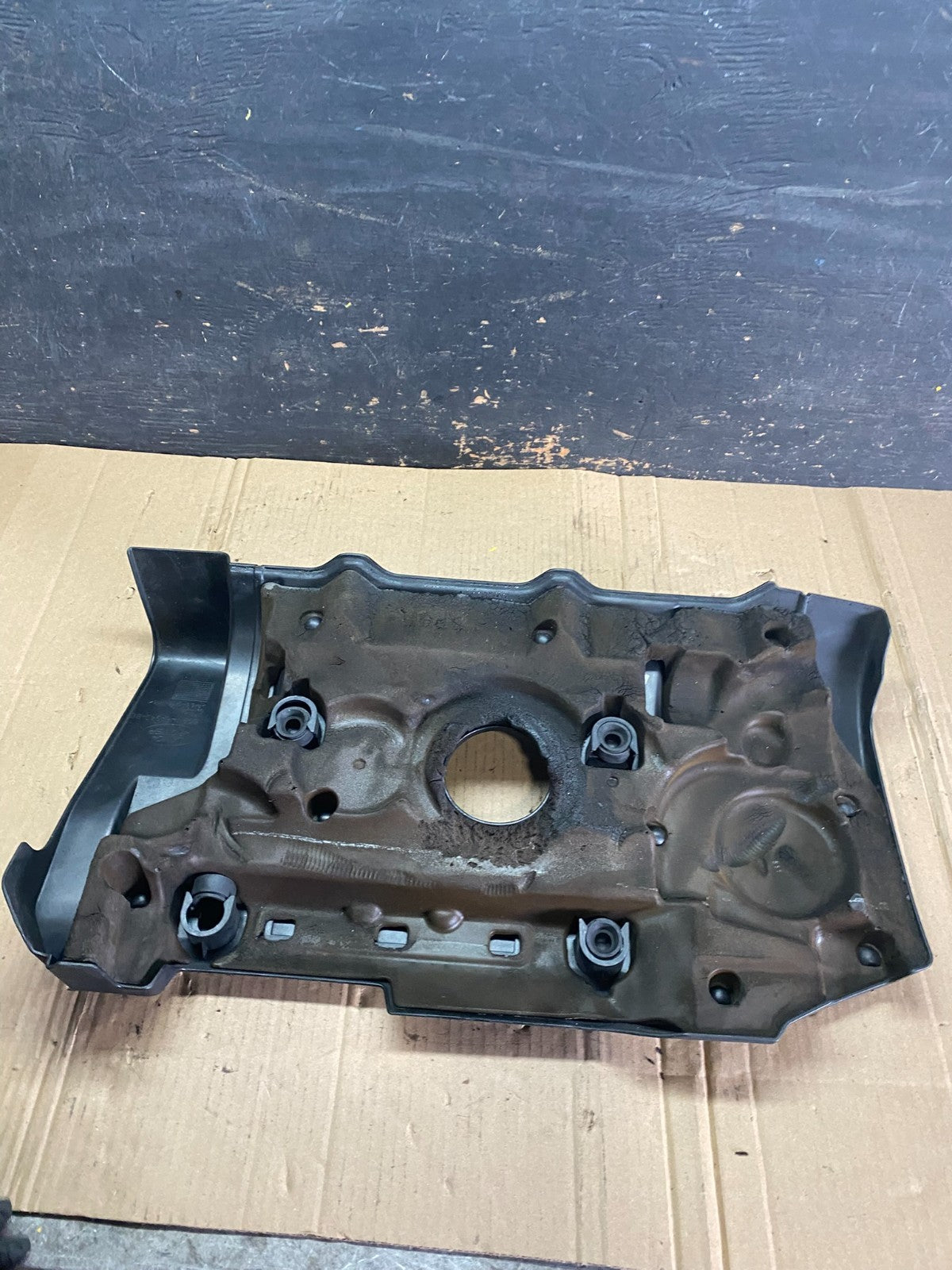2008 - 2012 Land Rover LR2 3.2L Engine Motor Top Cover Trim Panel S6147 DG5