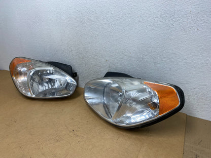 2006 to 2011 Hyundai Accent Sedan Left+Right Halogen Headlights AE2997 DW1