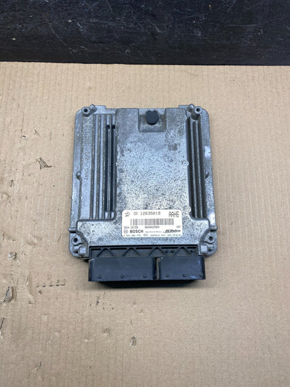 2010 2011 GMC Acadia Traverse Engine Control Module ECM ECU 12635019 AH7362 DG0