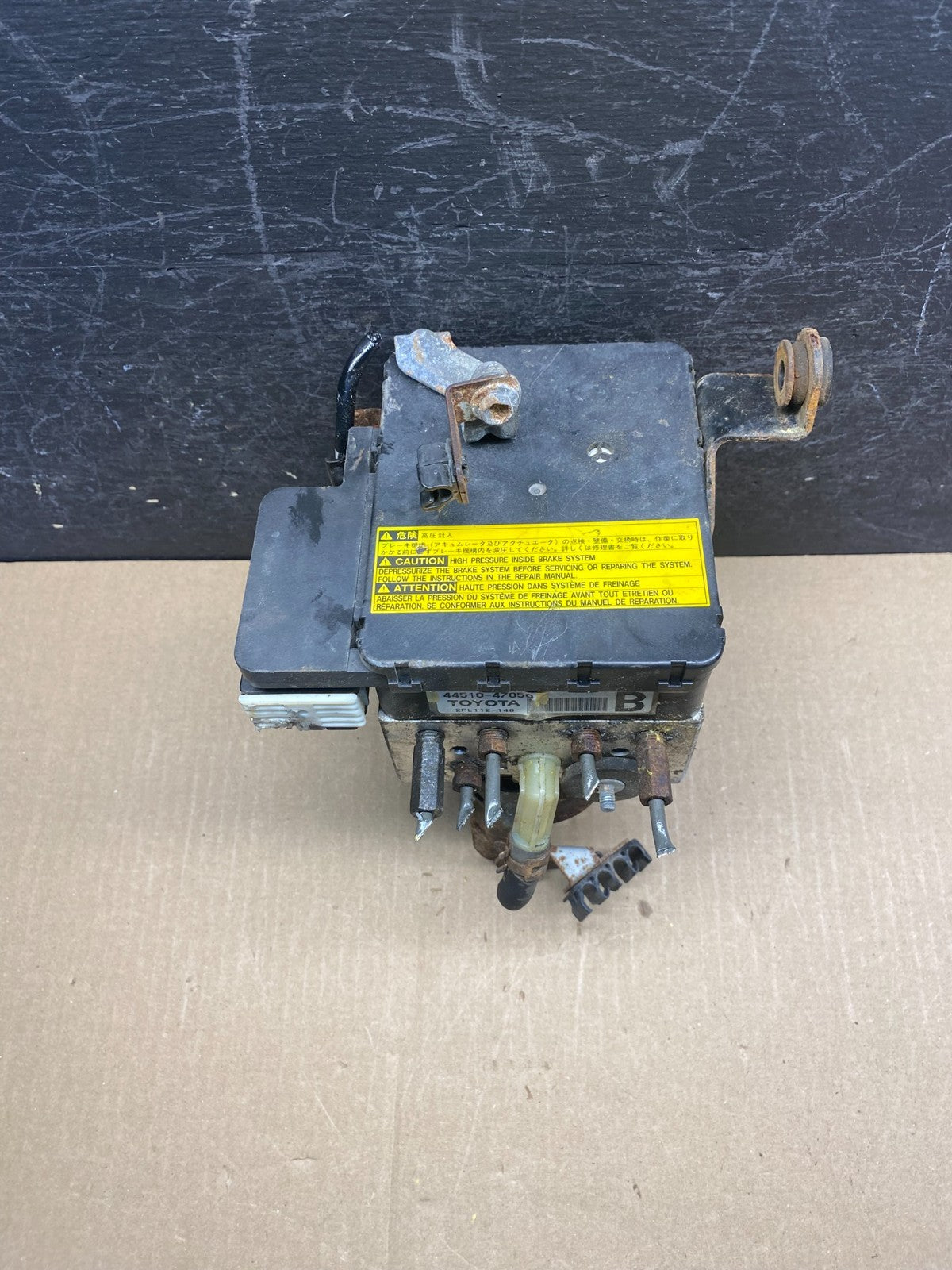 2004 - 2009 Toyota Prius ABS Brake Pump Anti Lock Module AG3885 DG0