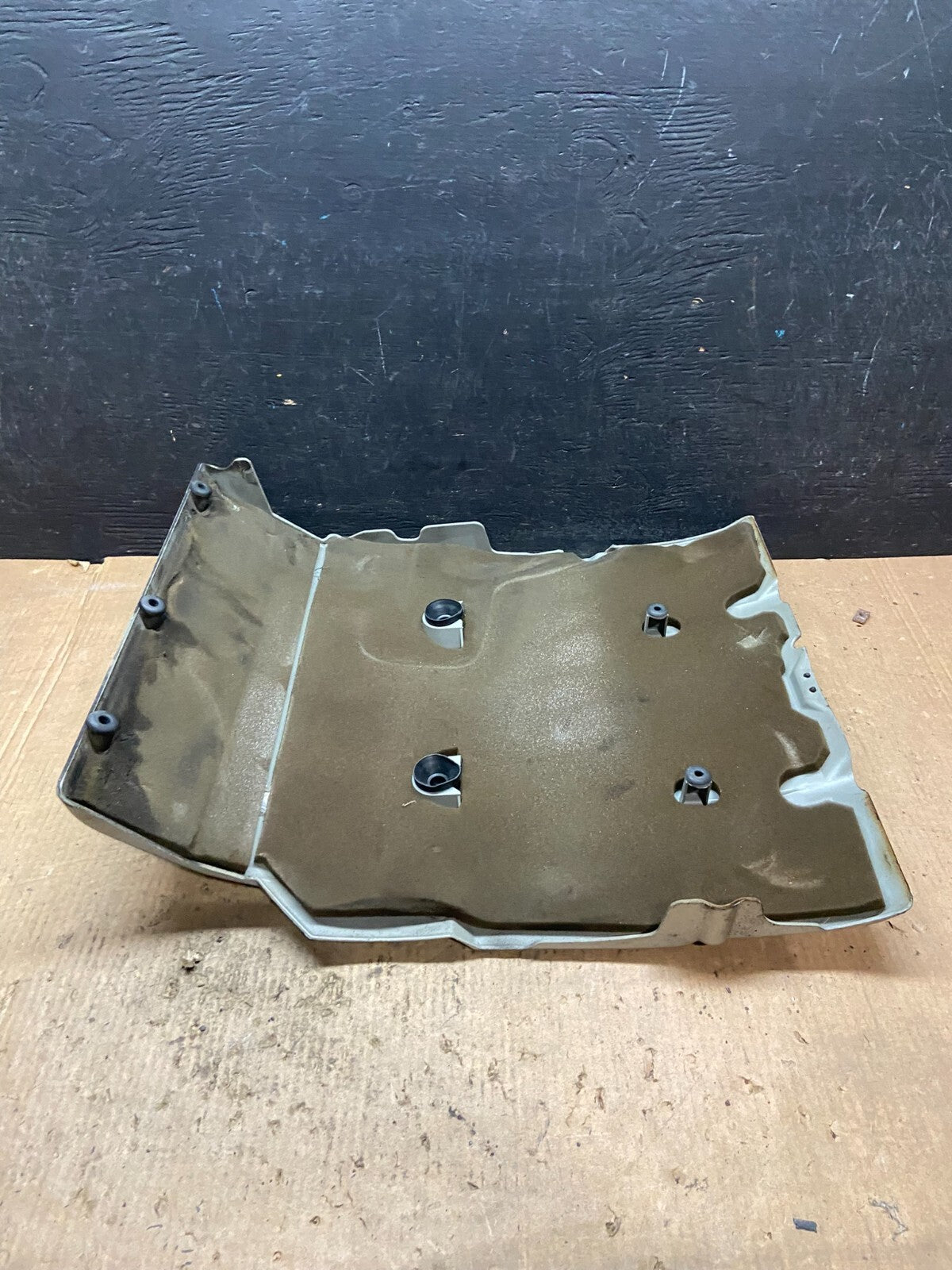 1997 to 2004 Cadillac Deville Seville Northstar Engine Motor Cover H6870 DG16
