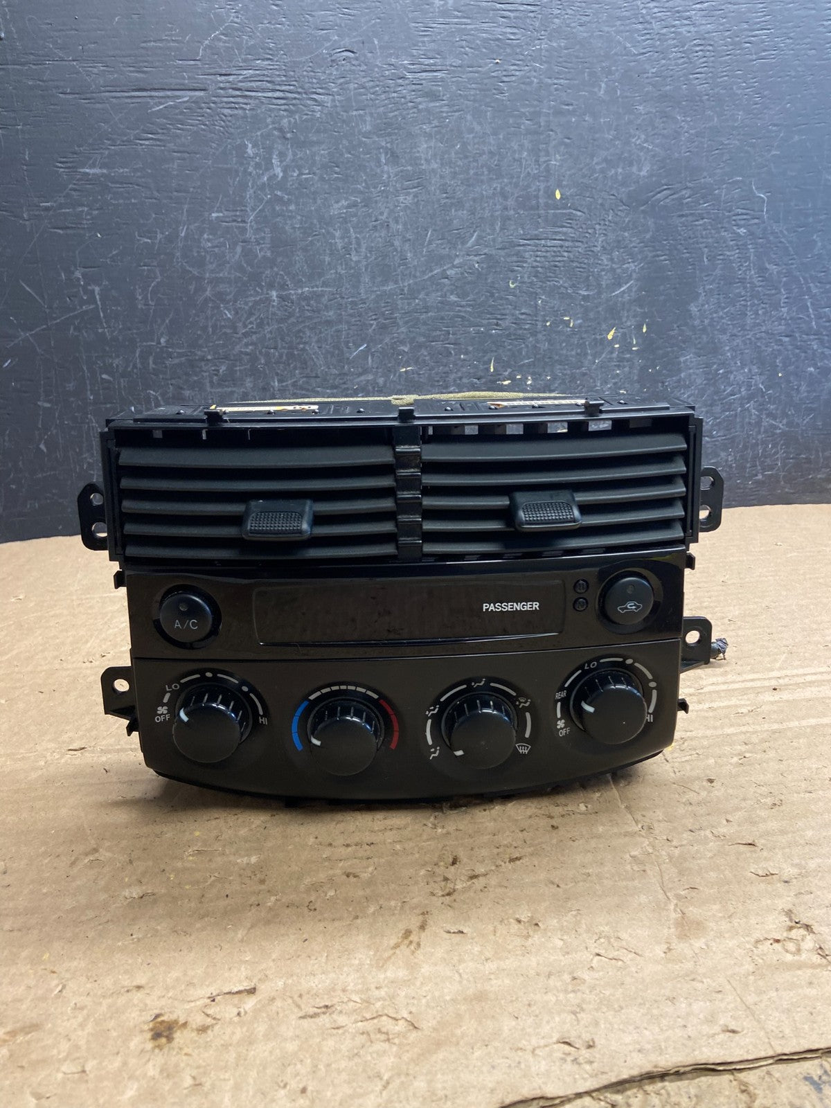 2004-2005 Toyota Sienna AC Climate Heater Temperature Control Air Vent af2355 DG0